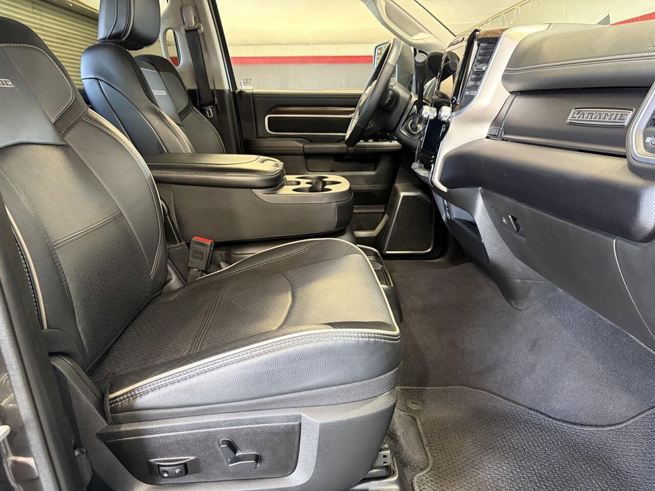 Used 2024 RAM 2500 Laramie image 35