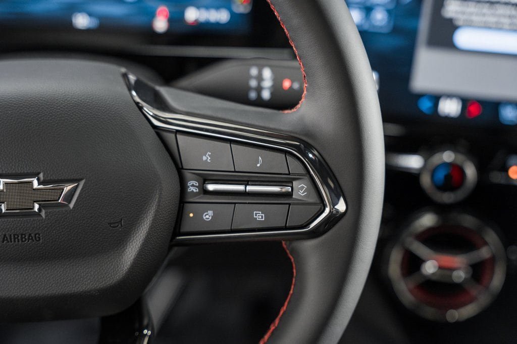 New 2025 Chevrolet Blazer EV RS RWD image 33