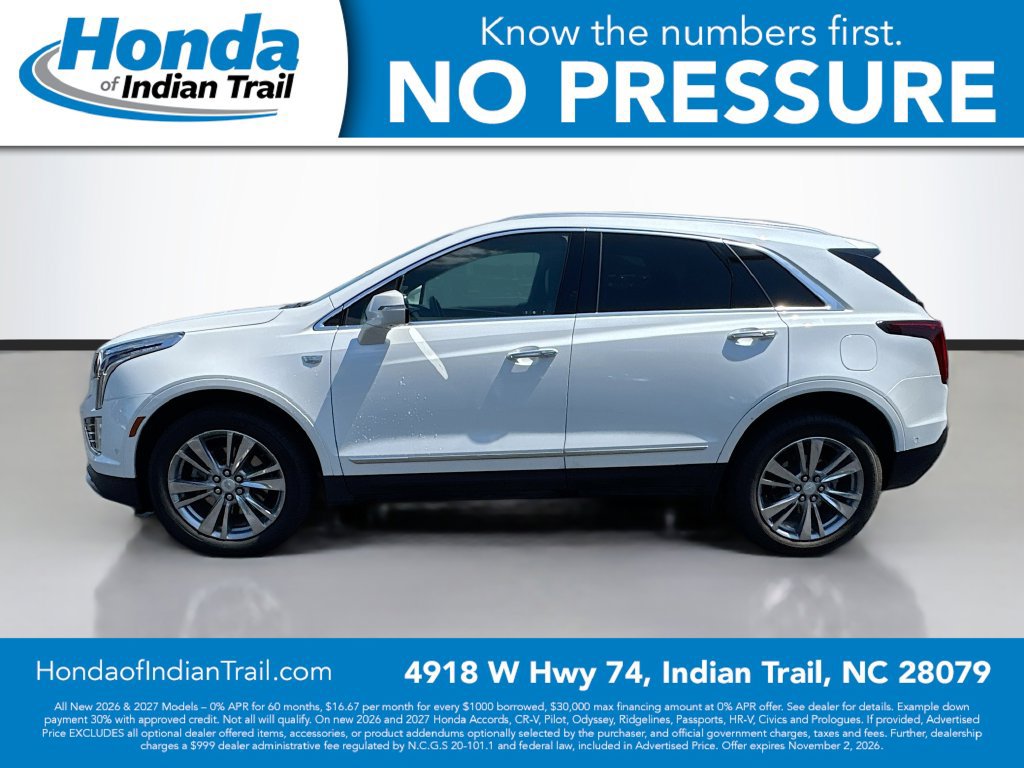Used 2023 Cadillac XT5 Premium Luxury w/ Technology Package FWD image 4