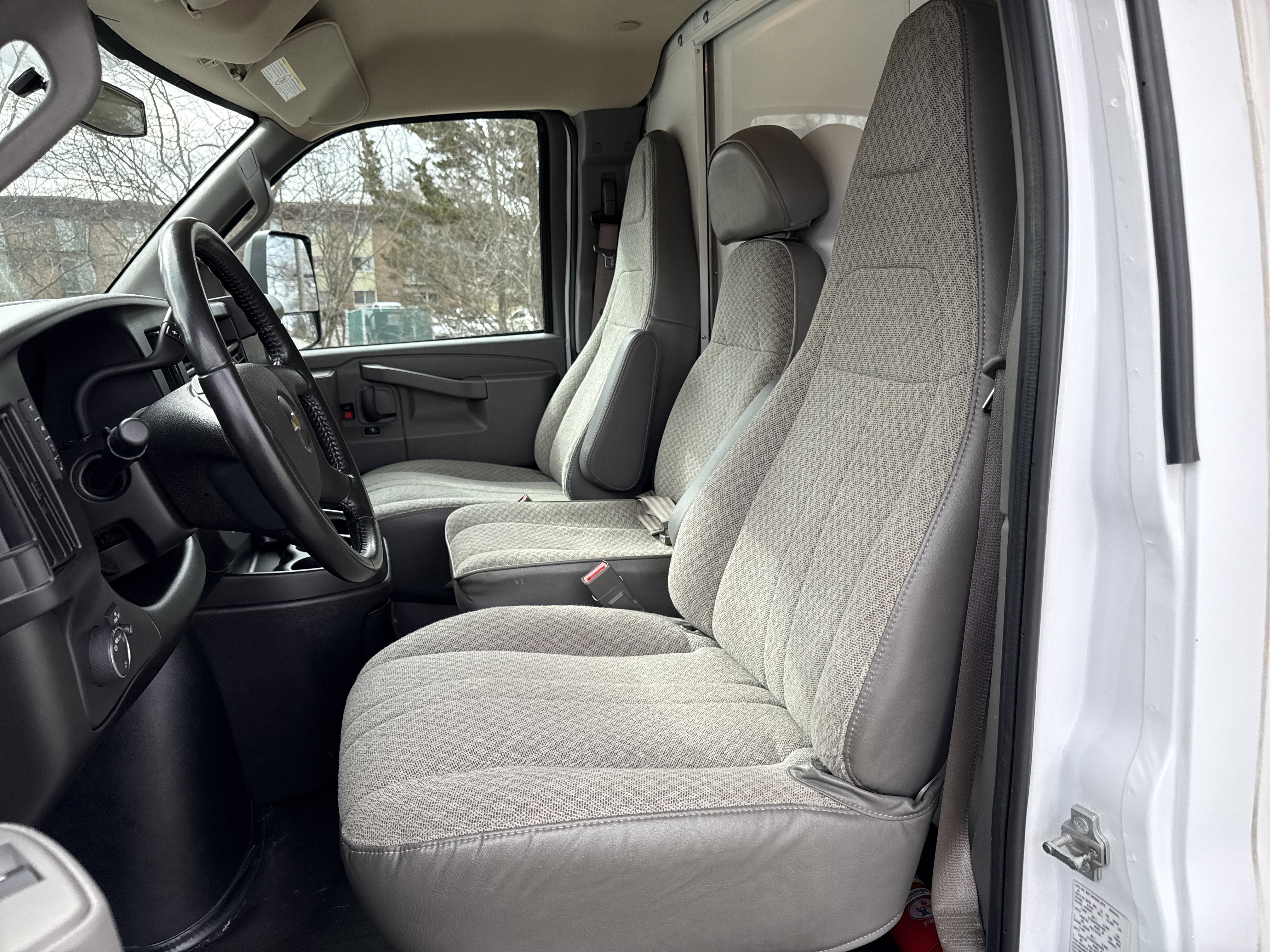 Used 2023 Chevrolet Express 3500 w/ Power Convenience Package image 16