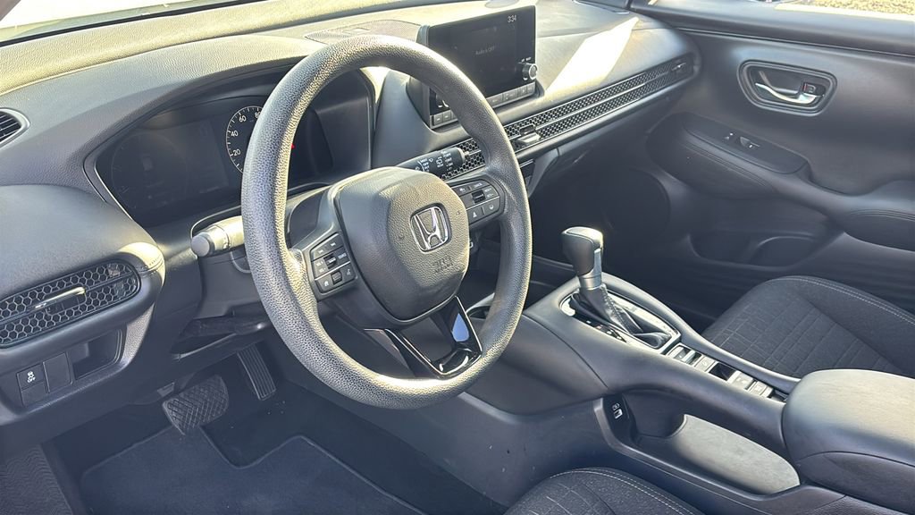 Certified 2023 Honda HR-V LX image 26