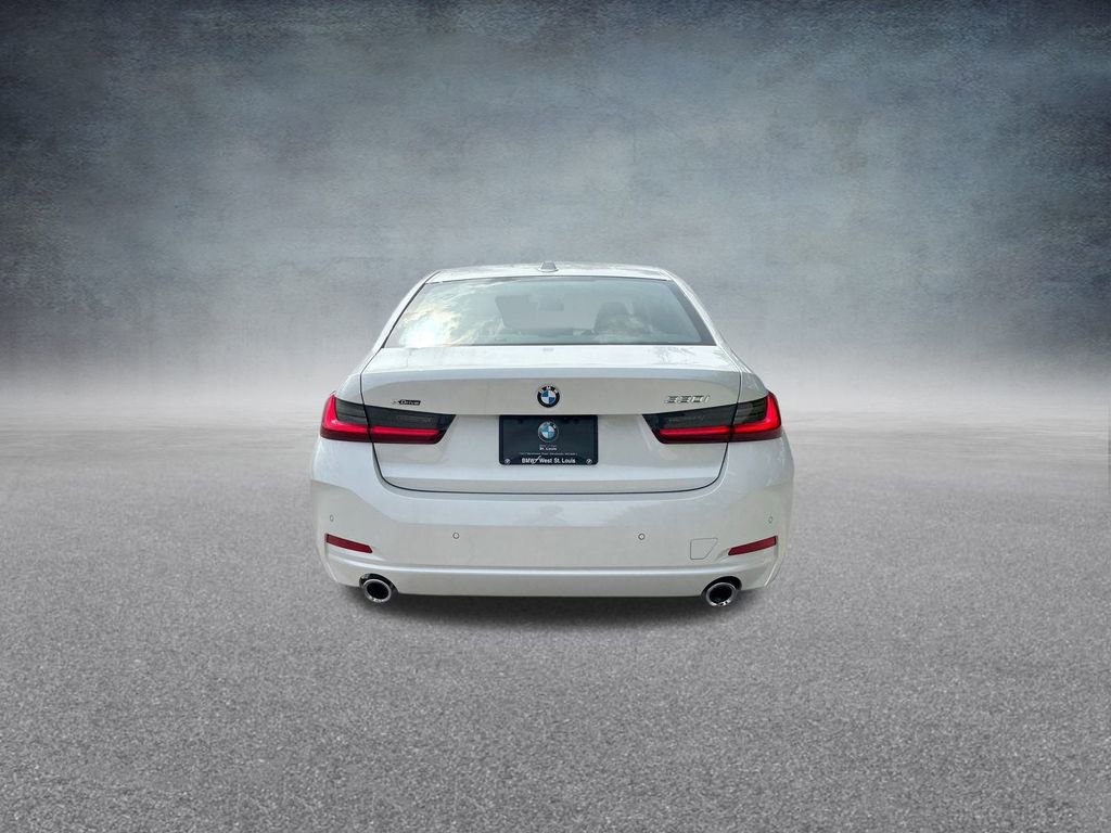 Used 2025 BMW 330i xDrive 330i xDrive w/ Premium Package image 8