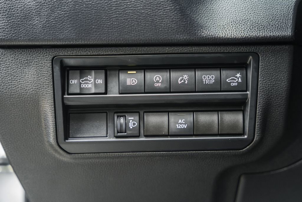 Used 2023 Toyota Tundra SR5 w/ SR5 Premium Package AWD/4WD image 40