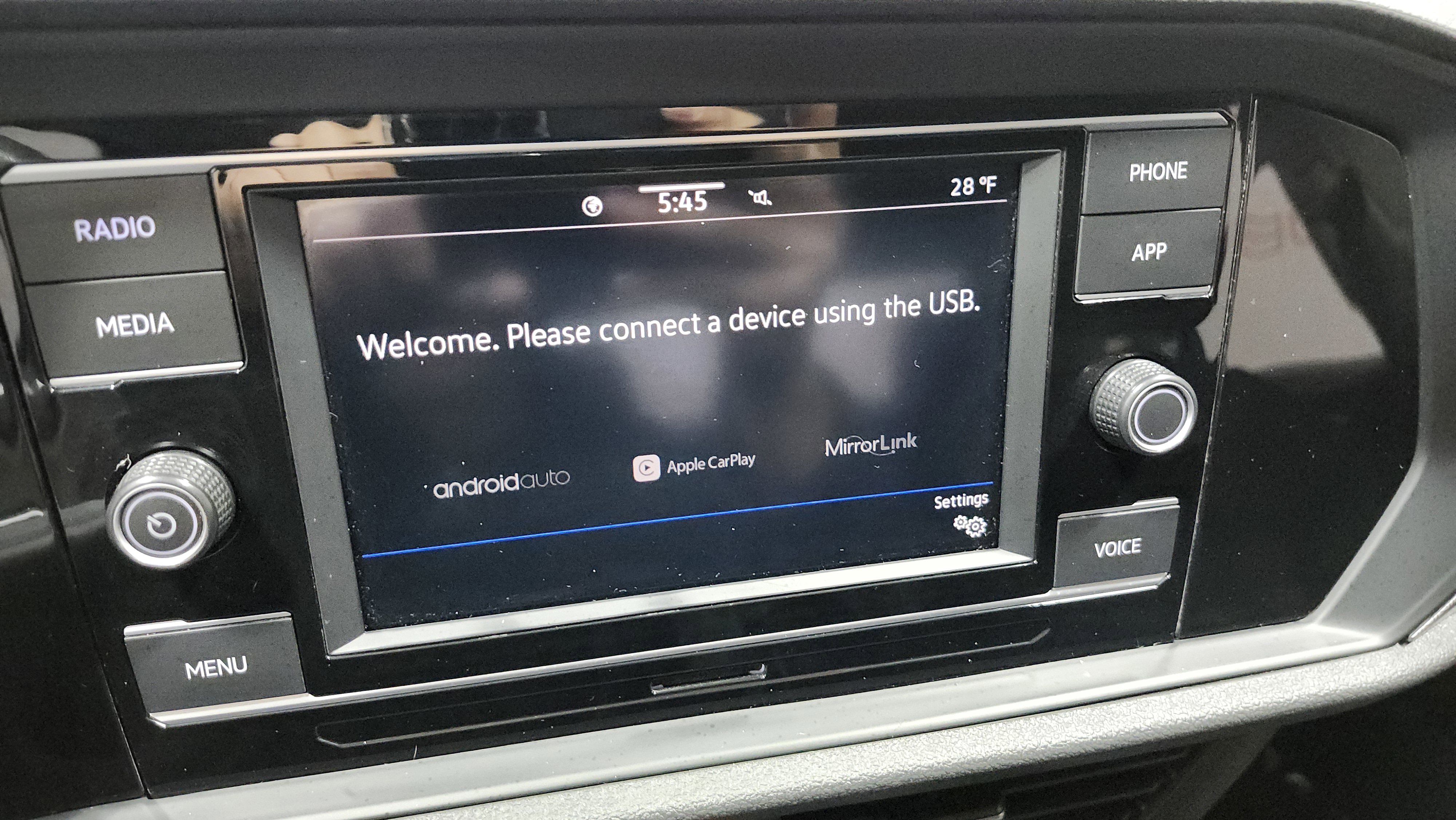 Used 2021 Volkswagen Jetta S w/ Driver Assistance Package image 4