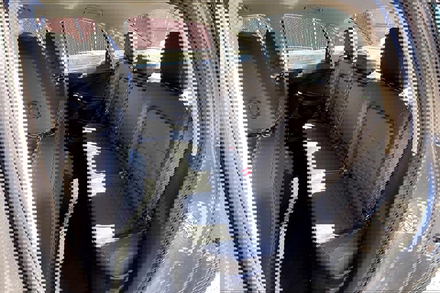 Certified 2024 Volkswagen Jetta SE w/ Panoramic Sunroof Package image 25