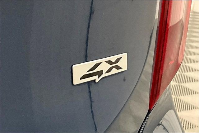 Used 2025 Kia Telluride S image 9