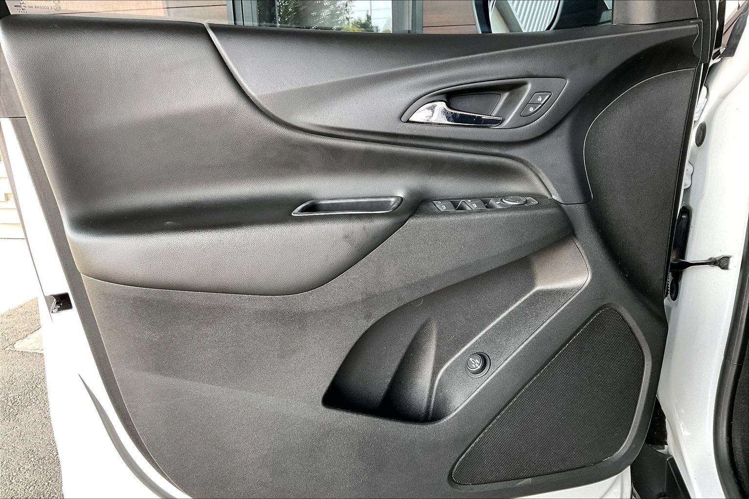 Used 2019 Chevrolet Equinox LT AWD/4WD image 17
