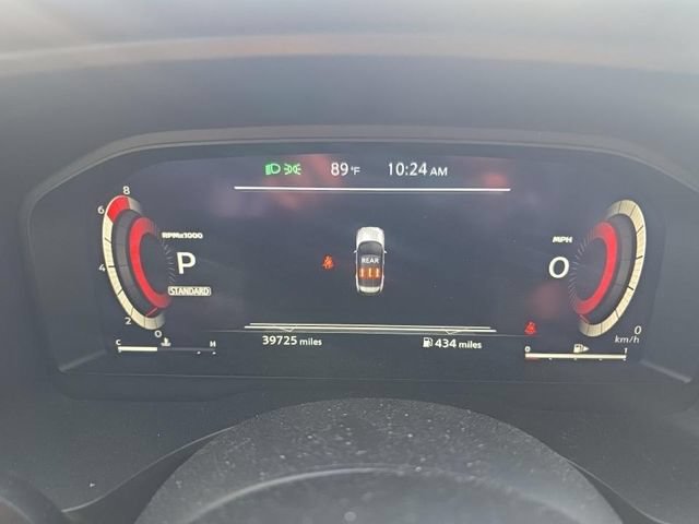 Used 2023 Nissan Rogue Platinum w/ Platinum Premium Package FWD image 11