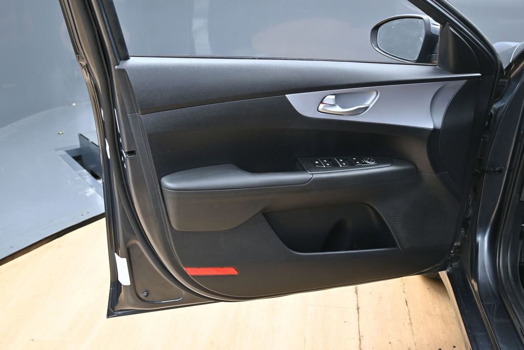Used 2024 Kia Forte LXS FWD image 35