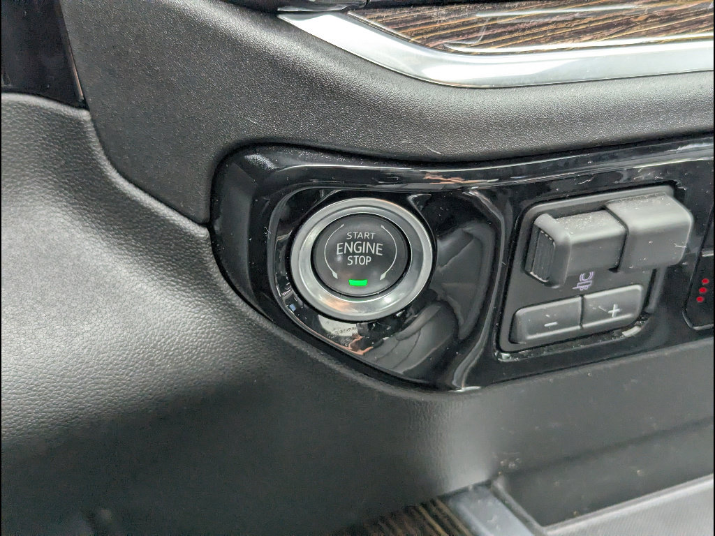 Used 2025 GMC Sierra 1500 Elevation w/ Elevation Premium Package AWD/4WD image 30