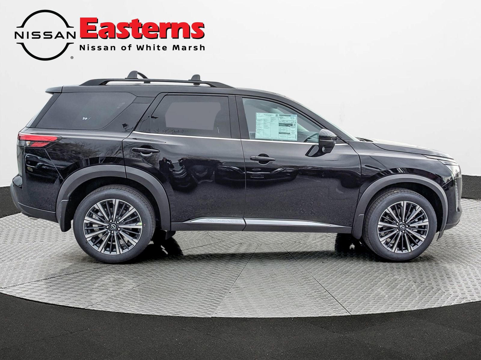 New 2026 Nissan Pathfinder Platinum image 6