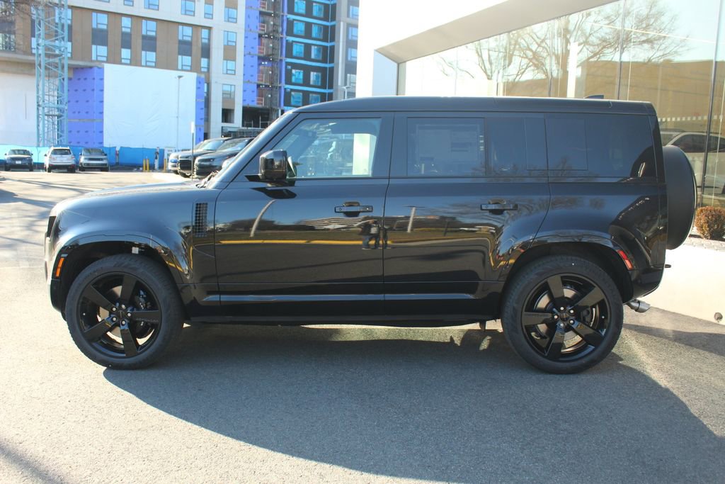 New 2026 Land Rover Defender 110 V8 image 6