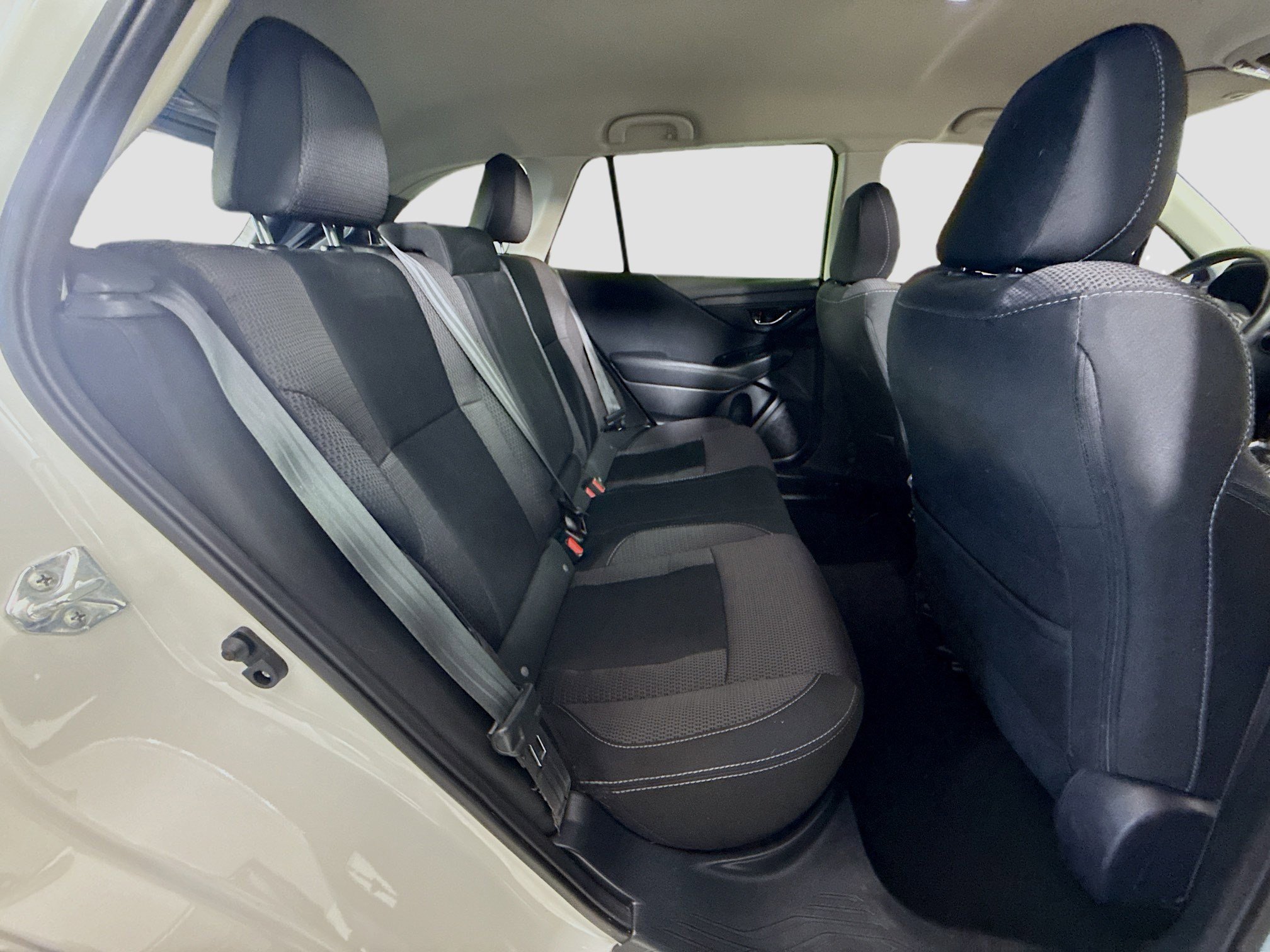 Used 2023 Subaru Outback Premium image 27