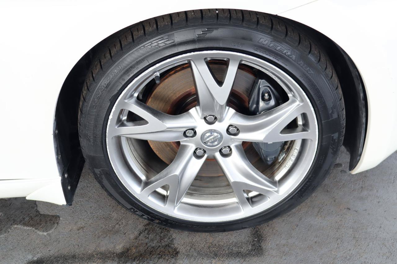 Used 2012 Nissan 370Z Touring w/ Sport Pkg RWD image 32