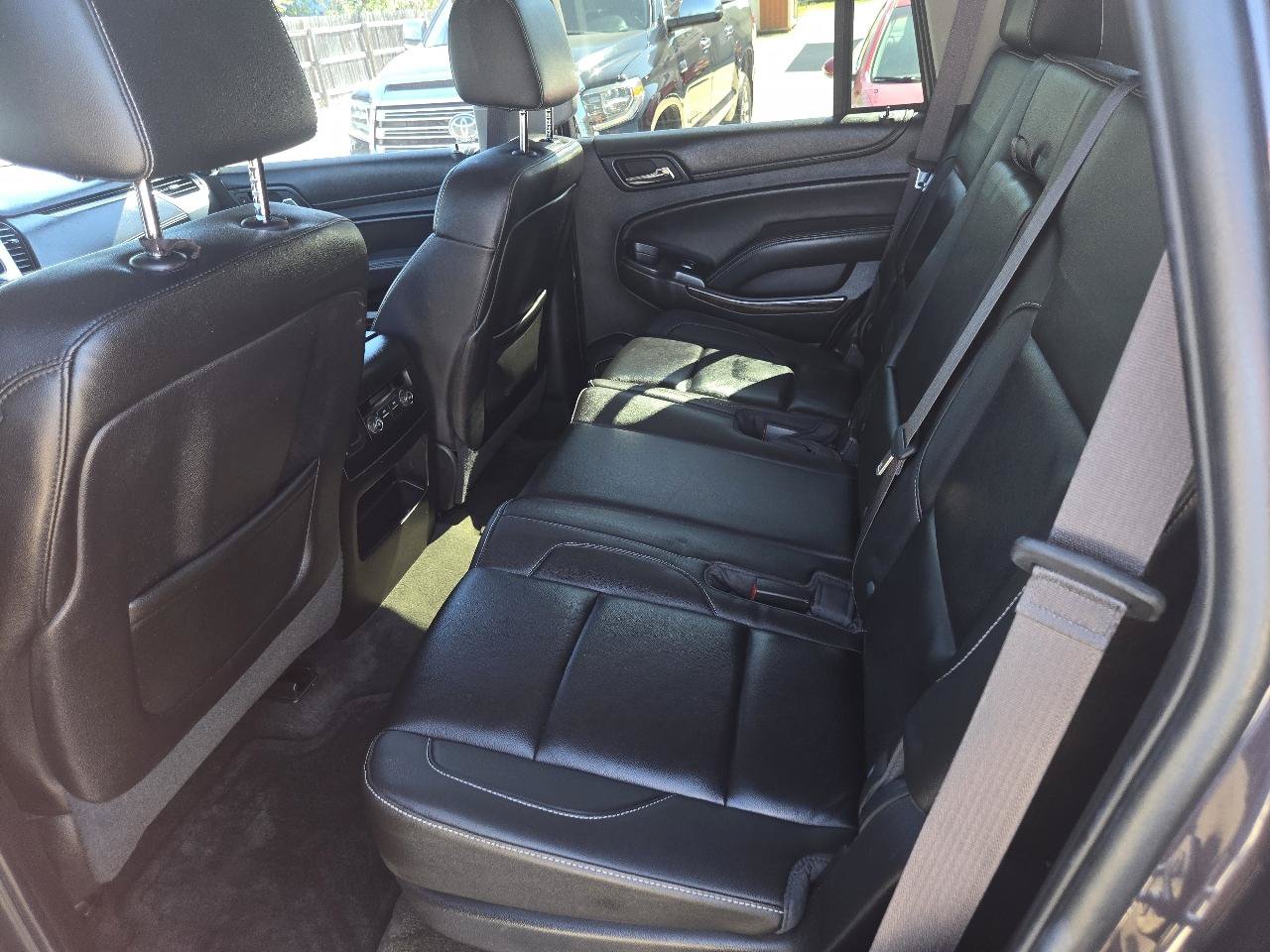 Used 2015 Chevrolet Tahoe LT RWD image 18