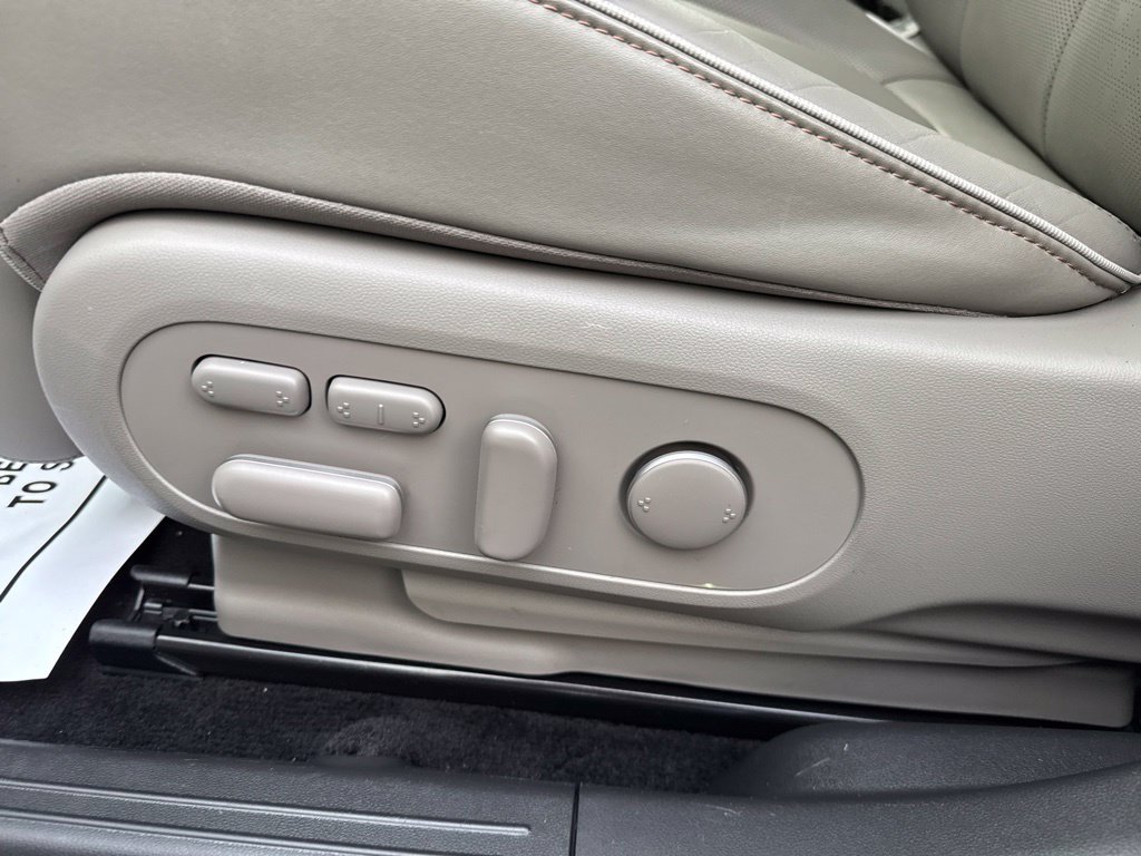Certified 2024 Hyundai Ioniq 5 Limited AWD/4WD image 10