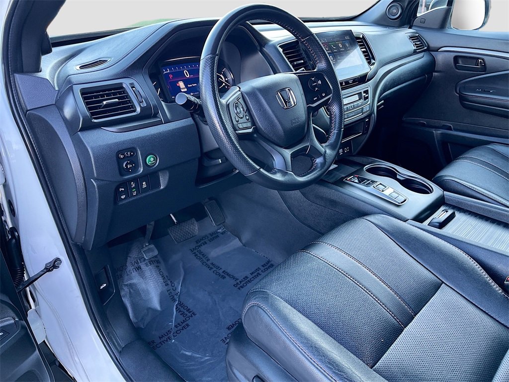 Used 2023 Honda Passport TrailSport image 9