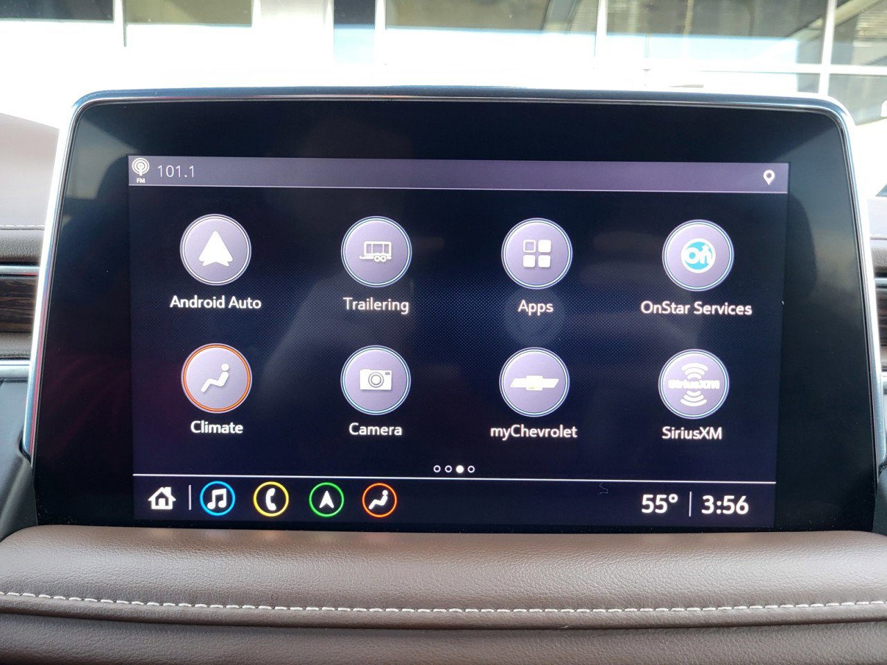 Used 2021 Chevrolet Suburban High Country w/ Premium Package image 13