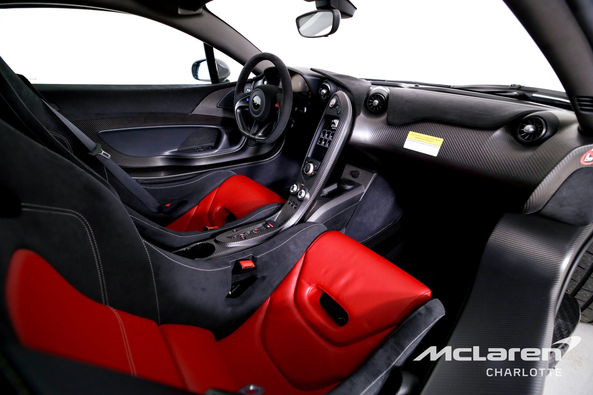 Used 2015 McLaren P1 image 21