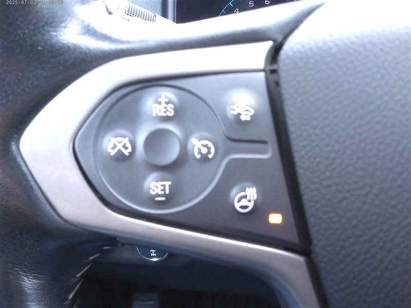 Used 2021 Chevrolet Colorado Z71 w/ Safety Package AWD/4WD image 16