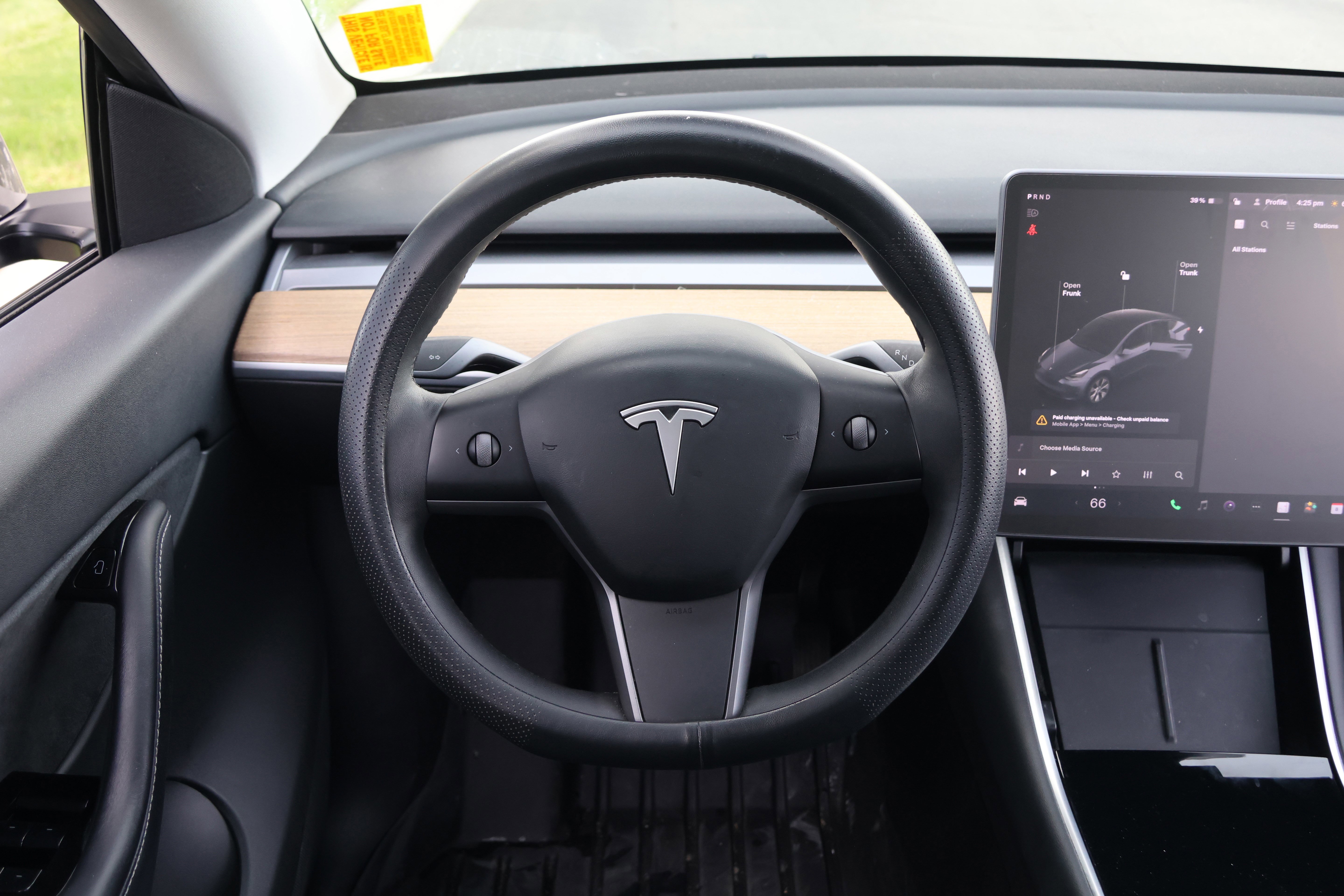 Used 2021 Tesla Model Y Long Range image 16
