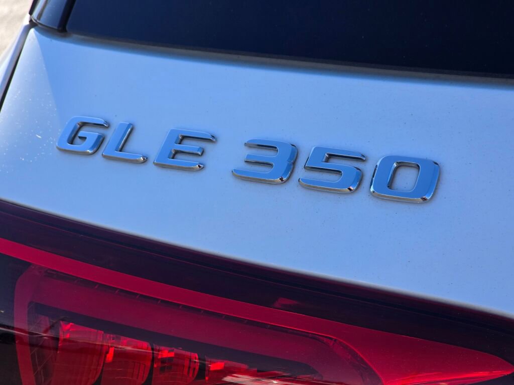 Used 2020 Mercedes-Benz GLE 350 4MATIC w/ Premium Package image 14