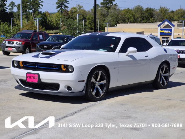 Used 2019 Dodge Challenger R/T w/ Driver Convenience Group RWD image 3
