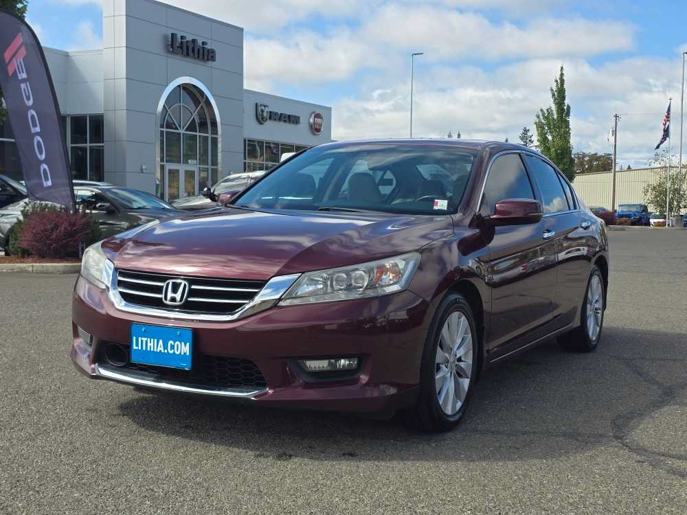 Used 2015 Honda Accord Touring image 1