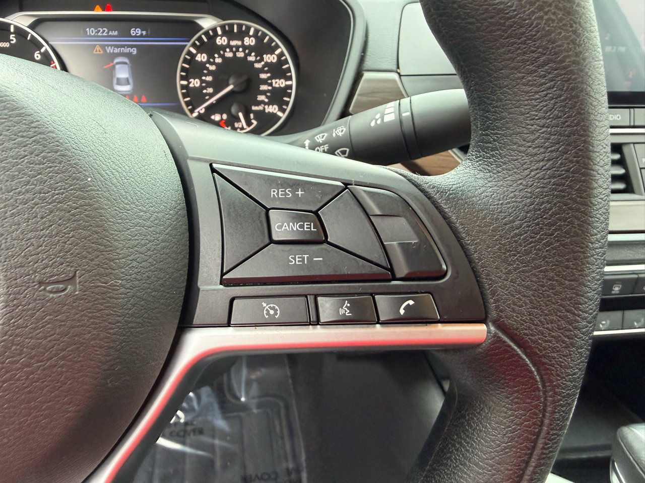 Used 2024 Nissan Altima 2.5 SV image 25
