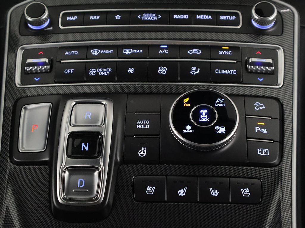 Used 2021 Hyundai Santa Fe Limited AWD/4WD image 47