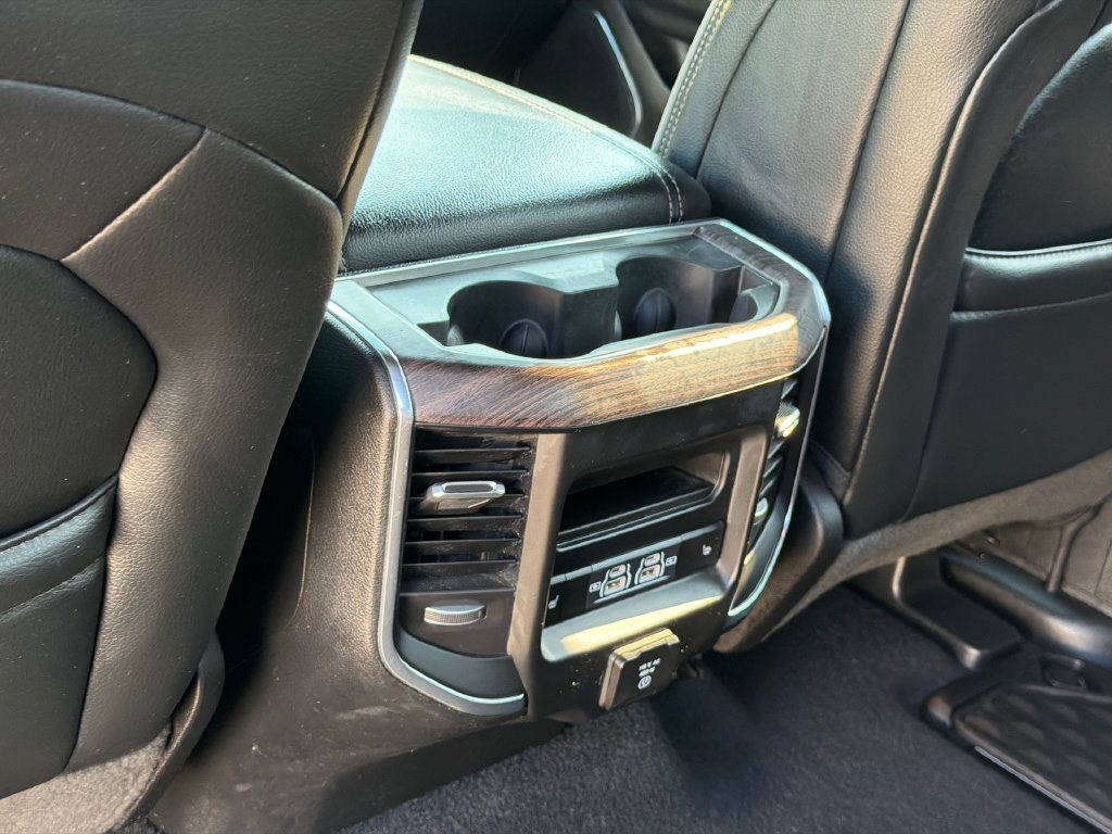 Used 2025 RAM 1500 Laramie AWD/4WD image 13