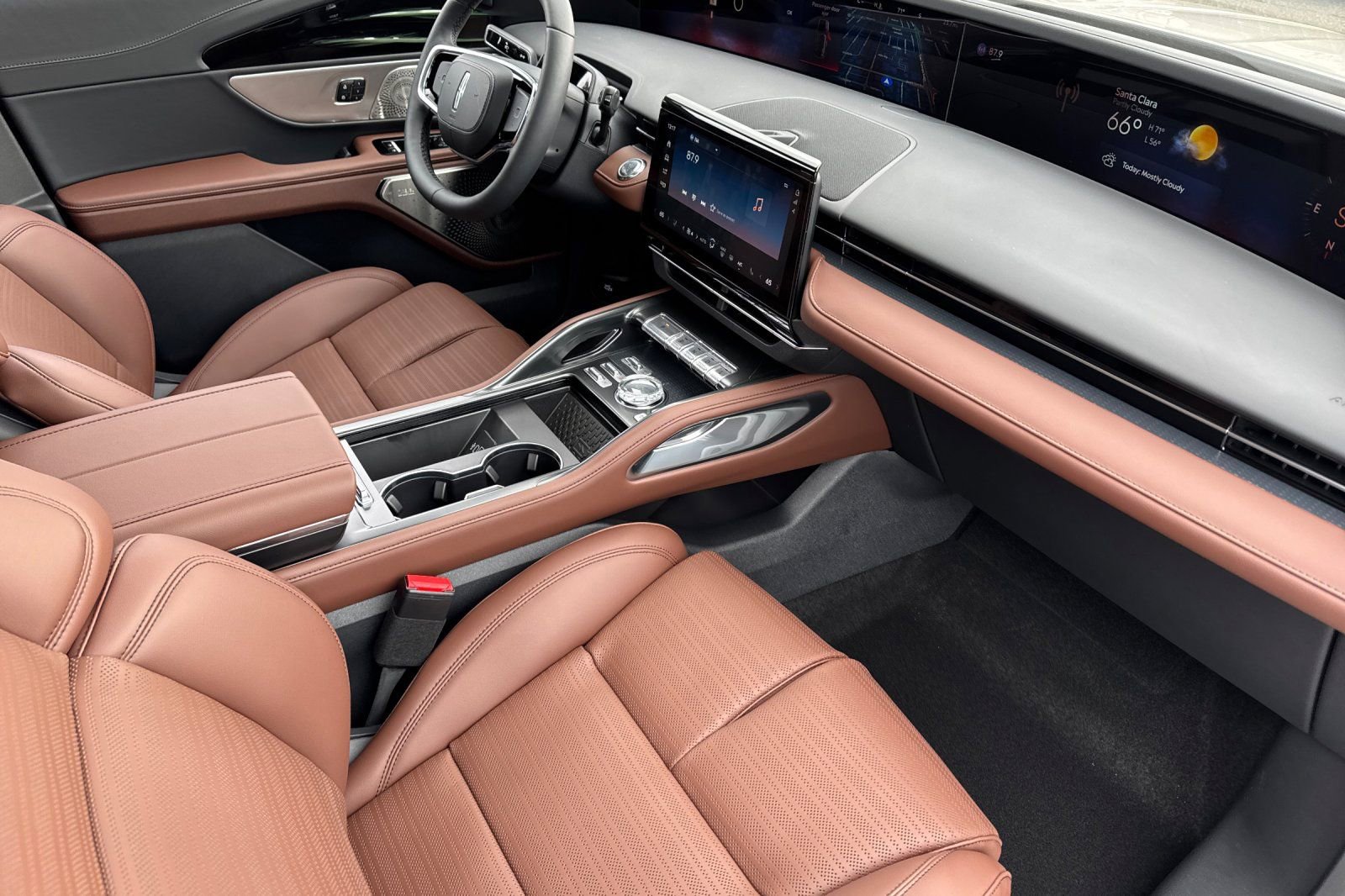 New 2026 Lincoln Nautilus Reserve image 13