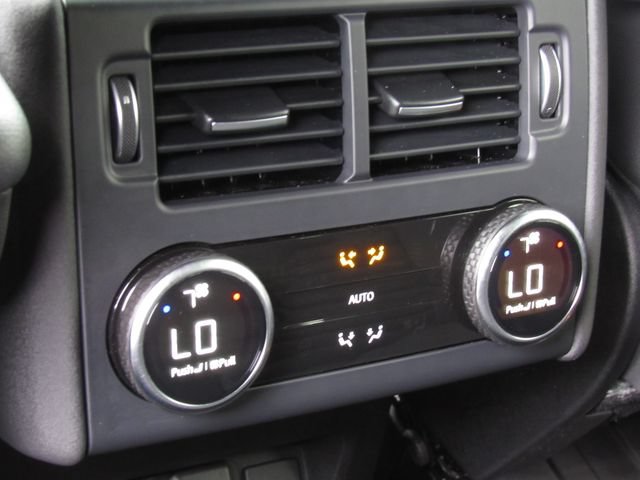 Used 2023 Land Rover Discovery S R-Dynamic AWD/4WD image 36