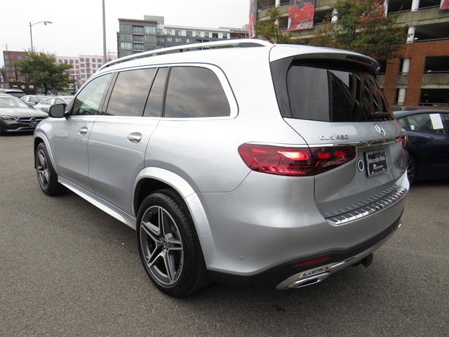 Used 2025 Mercedes-Benz GLS 450 4MATIC w/ AMG Line Exterior image 2