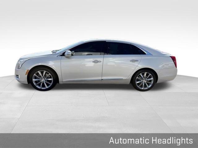 Used 2013 Cadillac XTS Luxury w/ Driver Awareness Package AWD/4WD image 7