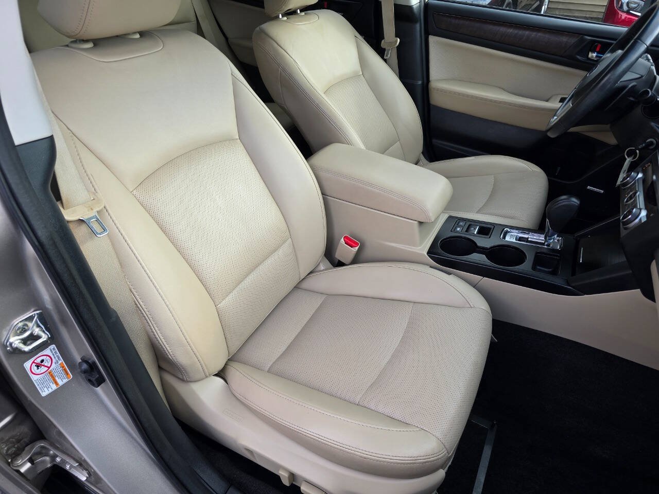 Used 2015 Subaru Outback 2.5i Limited AWD/4WD image 29