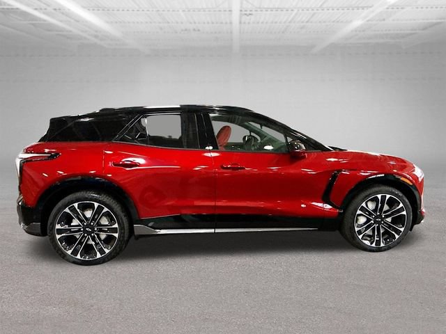 New 2026 Chevrolet Blazer EV SS w/ Performance Package AWD/4WD image 7