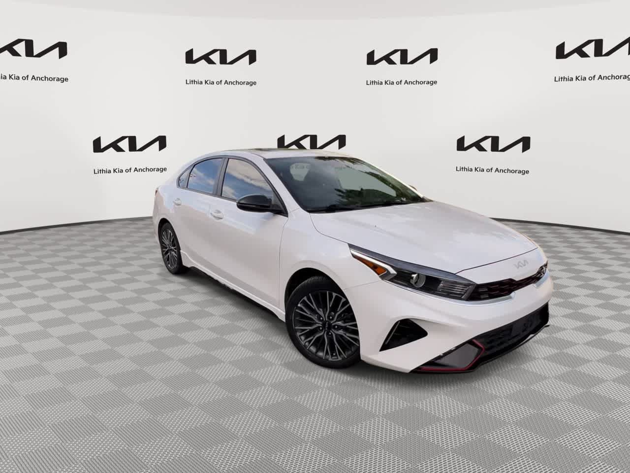 Used 2024 Kia Forte GT-Line w/ GT-Line Premium Package FWD image 2