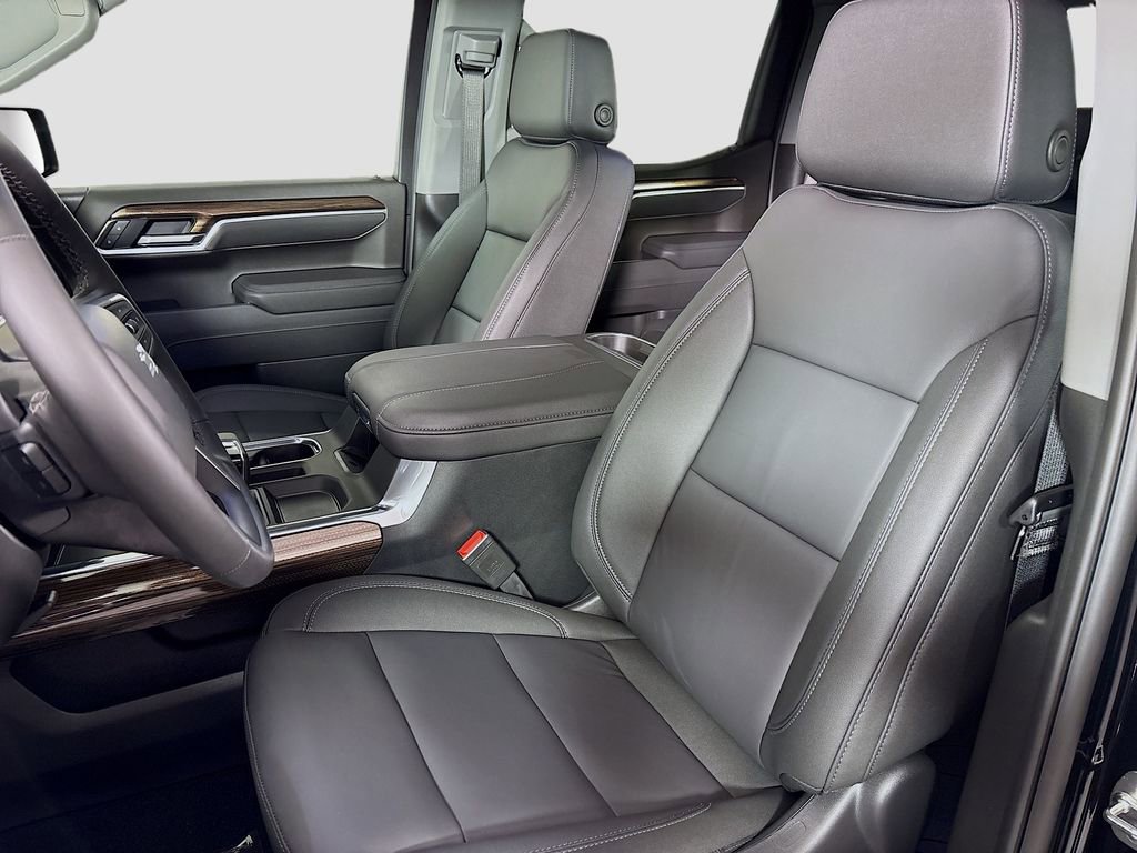 New 2026 Chevrolet Silverado 1500 RST w/ Redline Edition AWD/4WD image 21