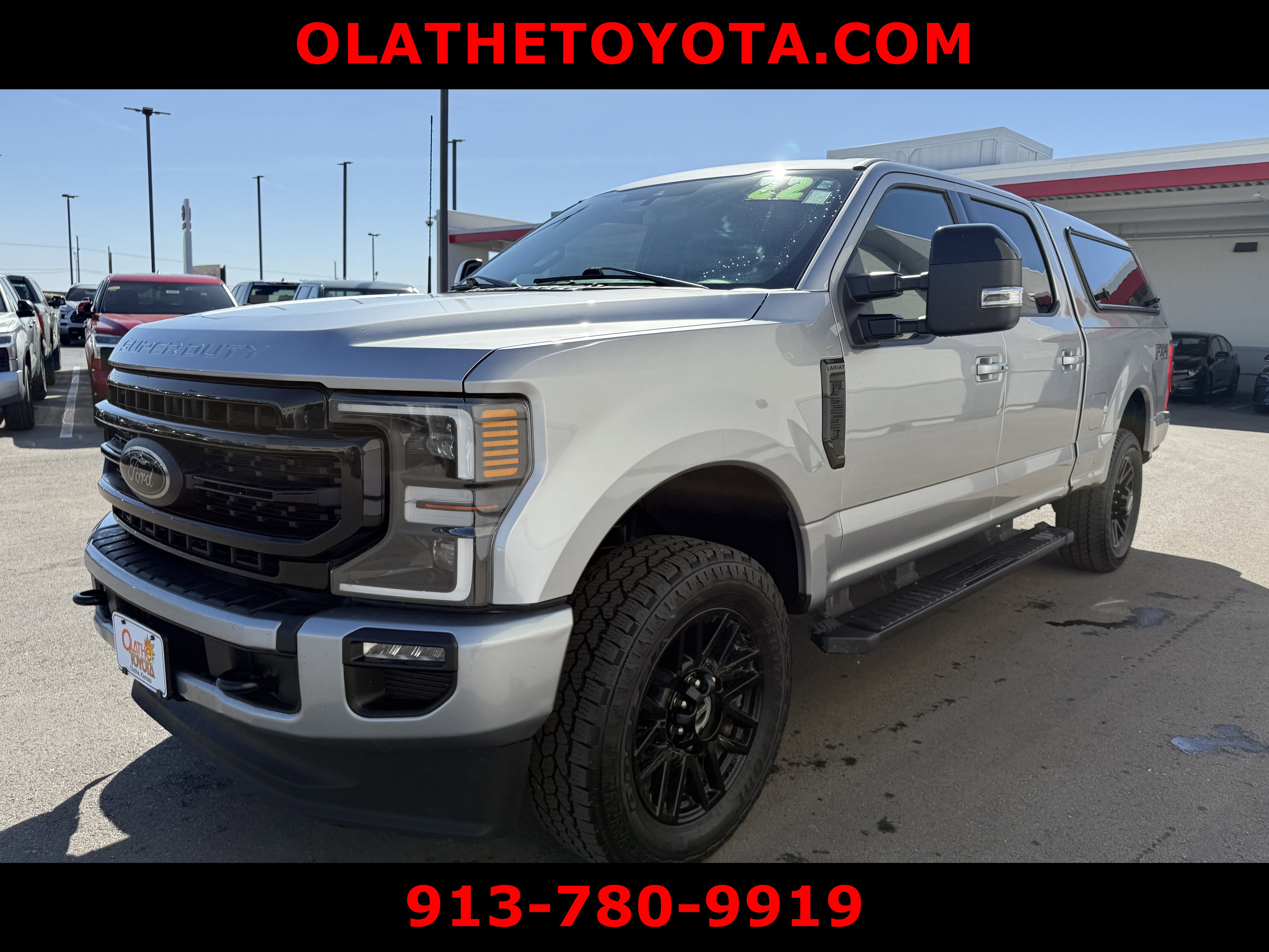 Used 2022 Ford F250 Lariat w/ Black Appearance Package image 2