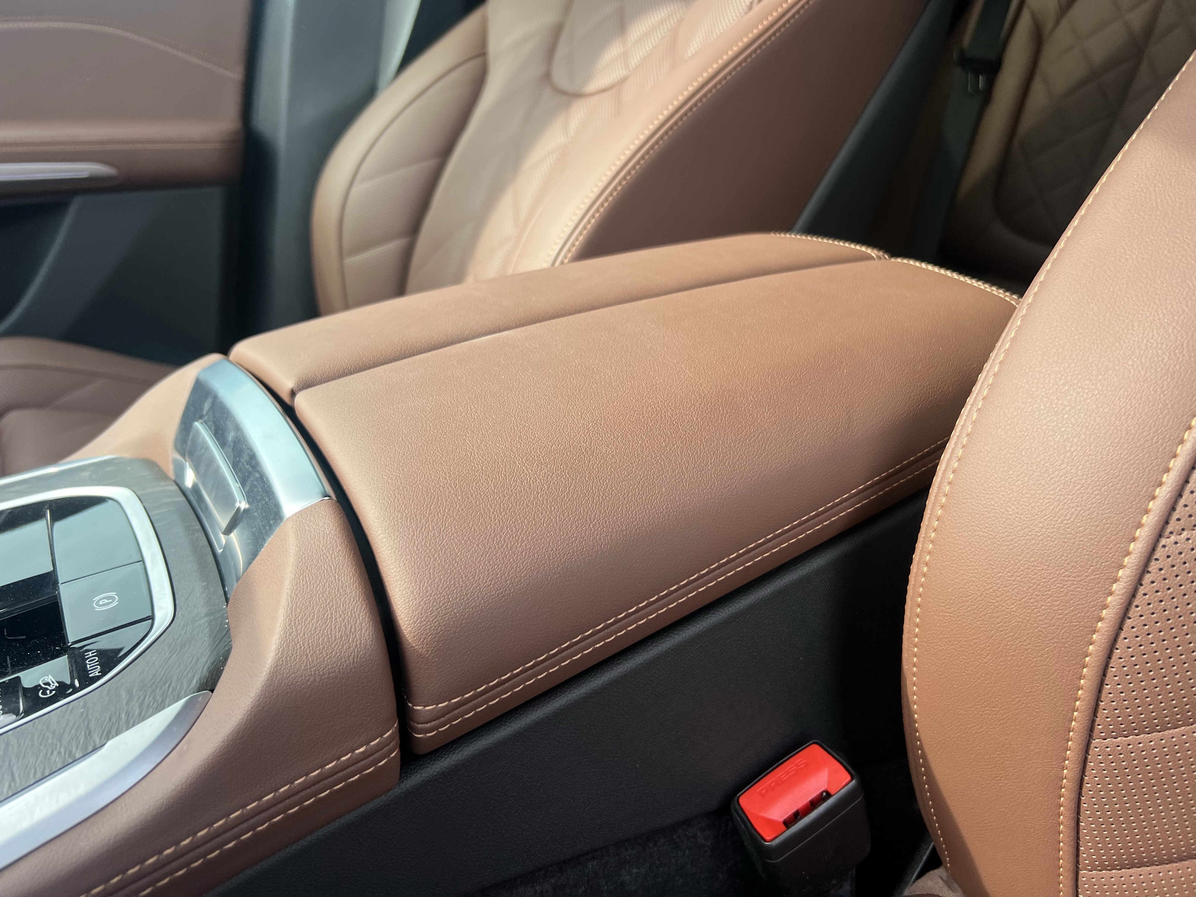 Used 2024 BMW X5 xDrive40i w/ M Sport Package image 28