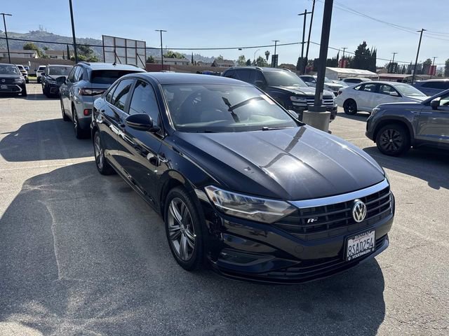 Used 2020 Volkswagen Jetta R-Line image 1
