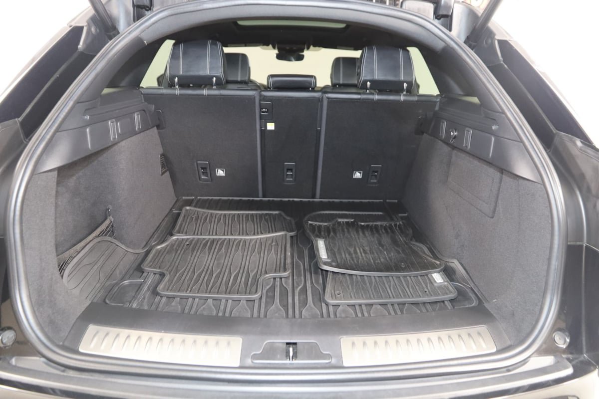 Used 2020 Land Rover Range Rover Velar R-Dynamic S AWD/4WD image 51