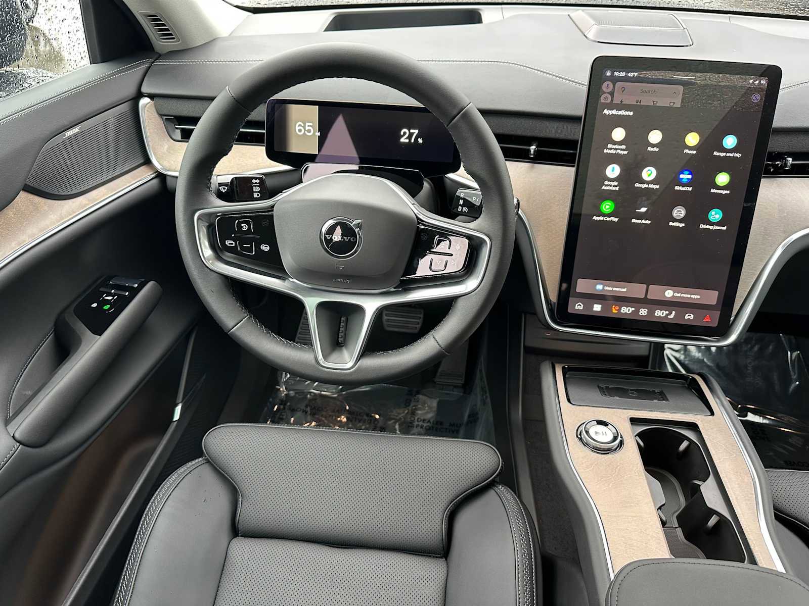 New 2025 Volvo EX90 Plus w/ Protection Package Premier image 18