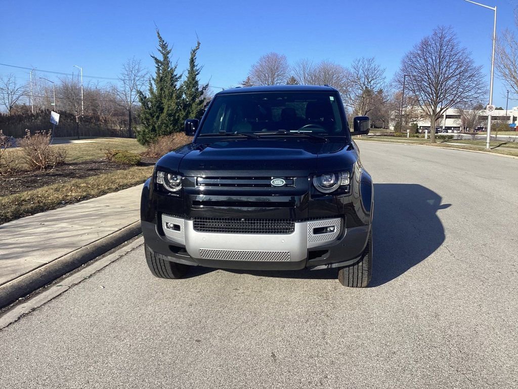 Used 2023 Land Rover Defender 90 S image 6