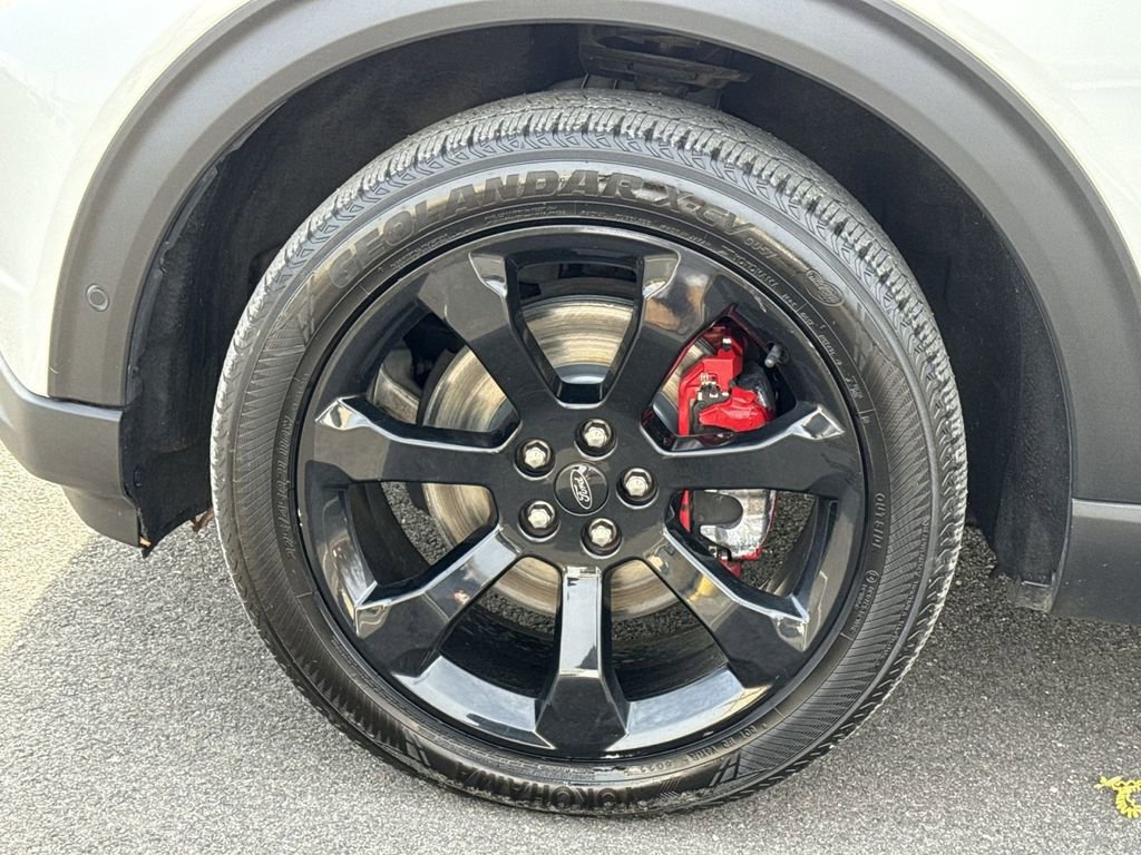 Used 2020 Ford Explorer ST w/ ST Street Pack image 12