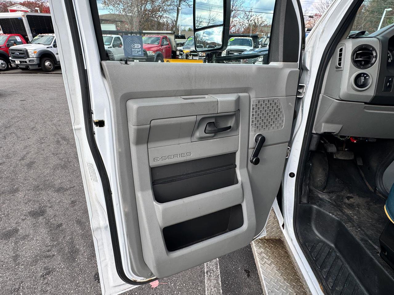Used 2017 Ford E-350 and Econoline 350 Super Duty w/ Shuttle Bus Prep Package RWD image 19