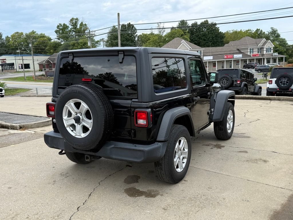 Used 2019 Jeep Wrangler Sport AWD/4WD image 6