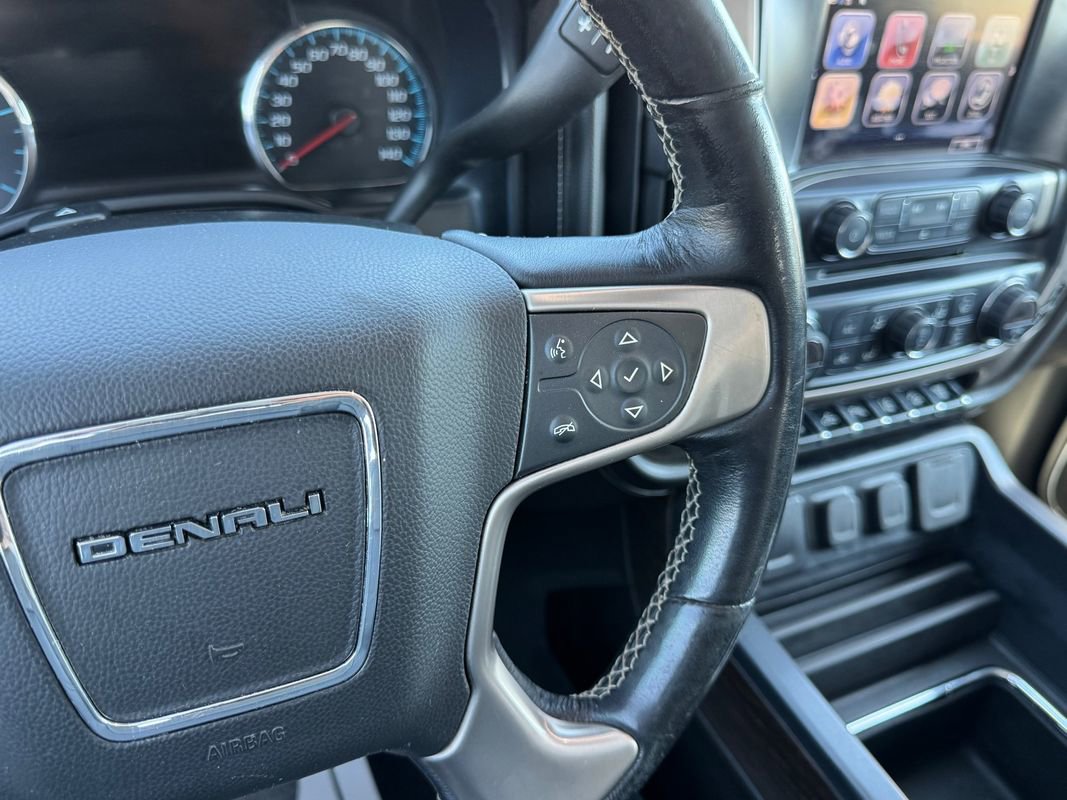 Used 2019 GMC Sierra 2500 Denali w/ Duramax Plus Package AWD/4WD image 23