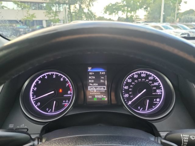 Used 2023 Toyota Camry SE FWD image 18